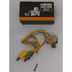 Marklin 8931 Z Scale Track Bumper With Light - Model Train Junction: Quality Parts and Art Supplies