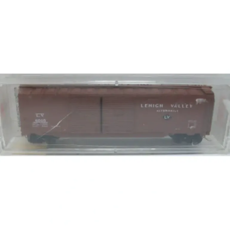 Micro-Trains 07800040 N Lehigh Valley 50' Double Side Door Auto Boxcar #6505 - Model Train Junction: Quality Parts and Art Supplies