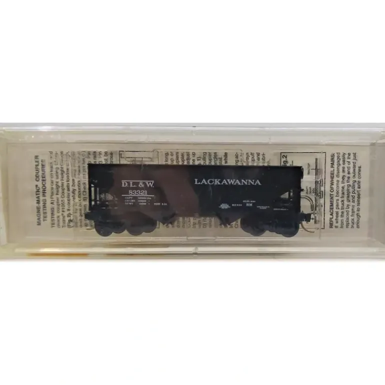 Micro-Trains 05500130 N Scale DLW 33' Twin Bay Offset Side Hopper #83321 - Model Train Junction: Quality Parts and Art Supplies