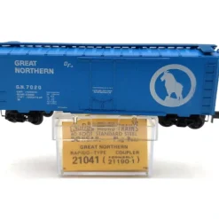 Micro-Trains 21100901 N Scale Great Northern 40' Single Plug Door Boxcar #7020 LN/Box - Model Train Junction: Quality Parts and Art Supplies