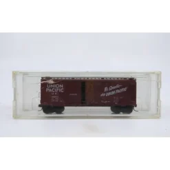 Micro-Trains 02200030 N Union Pacific 40' Plug & Sliding Door Boxcar #110023 NIB - Model Train Junction: Quality Parts and Art Supplies