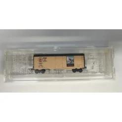 Micro-Trains 14922-2 Z Scale Smokey Bear 40' Standard Plug Door Boxcar #1944 NIB - Model Train Junction: Quality Parts and Art Supplies