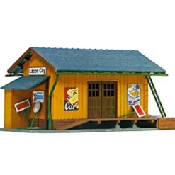 Model Power 694 HO Scale Built-Up Farmingdale Freight Station - Model Train Junction: Quality Parts and Art Supplies