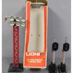 MTH 30-1076 & Lionel 6-2313 O Signal and Lamp Post Scenery Set VG - Model Train Junction: Quality Parts and Art Supplies