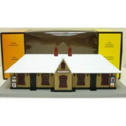 MTH 30-90245 North Pole Country Passenger Station - Model Train Junction: Quality Parts and Art Supplies