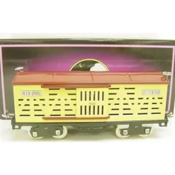 MTH 10-1088 Std. Gauge No.500 Cream & Maroon Cattle Car with Nickel Trim - Model Train Junction: Quality Parts and Art Supplies