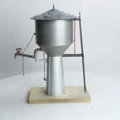 Pola 922 G Scale European Water Tower - Model Train Junction: Quality Parts and Art Supplies