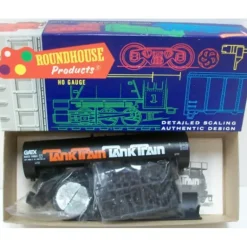 Roundhouse 1391 HO Scale GATX 50' Tank Train Car Kit - Model Train Junction: Quality Parts and Art Supplies
