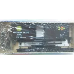 Roundhouse 1050 Southern Pacific Boxcar Kit - Model Train Junction: Quality Parts and Art Supplies