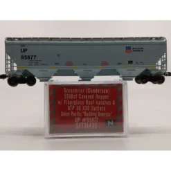 Scale Trains SXT31430 N Union Pacific Gunderson 5188 Covered Hopper Car #95877 LN/Box - Model Train Junction: Quality Parts and Art Supplies