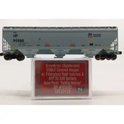 Scale Trains SXT31426 N Union Pacific Gunderson 5188 Covered Hopper Car #95590 LN/Box - Model Train Junction: Quality Parts and Art Supplies