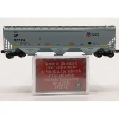 Scale Trains SXT31431 N Union Pacific Gunderson 5188 Covered Hopper Car #95974 LN/Box - Model Train Junction: Quality Parts and Art Supplies