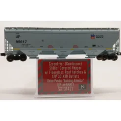 Scale Trains SXT31427 N Union Pacific Gunderson 5188 Covered Hopper Car #95617 LN/Box - Model Train Junction: Quality Parts and Art Supplies