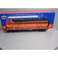 USA Trains 22370 G Scale SP "Daylight" F-3A Powered Diesel Locomotive #6152 - Model Train Junction: Quality Parts and Art Supplies