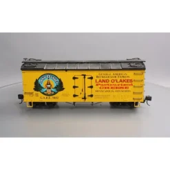 USA Trains R1658 G Scale Land O'Lakes Cheese Reefer Car #5852 - Metal Wheels VG - Model Train Junction: Quality Parts and Art Supplies