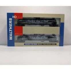 Walthers 932-27302 HO Scale Anchor Gas 33k LPG Tank Cars (Set of 2) LN/Box - Model Train Junction: Quality Parts and Art Supplies