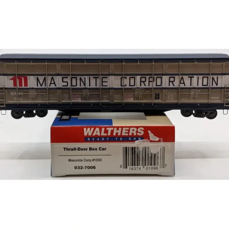 Walthers 932-7006 HO Scale Masonite Corp Thrall Door Boxcar #1050 - Model Train Junction: Quality Parts and Art Supplies