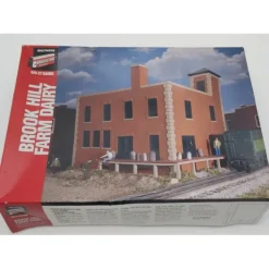 Walthers 933-3305 O and O-27 Brook Hill Farm Dairy Buildng Kit - Model Train Junction: Quality Parts and Art Supplies