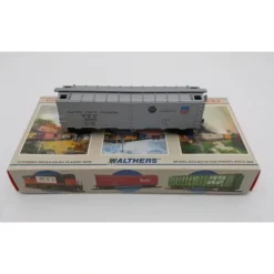 Walthers 932-2512 UP Pacific Fruit Express 40' Steel Reefer #45689 EX/Box - Model Train Junction: Quality Parts and Art Supplies