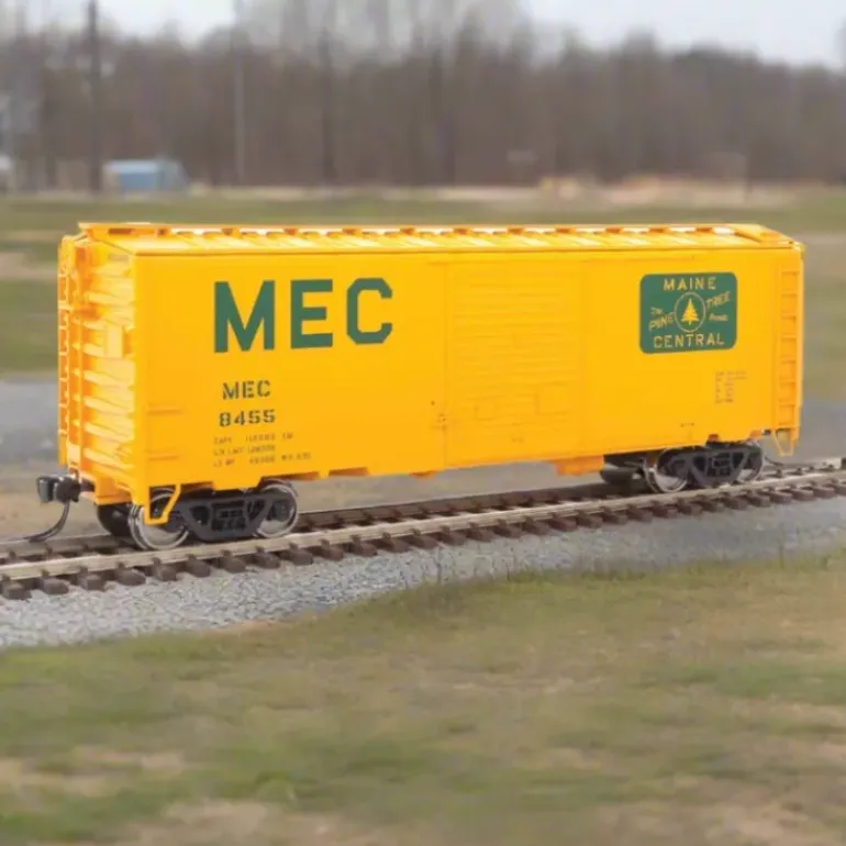 Walthers Mainline, 910-2258, HO Scale, 40' AFC 1944 Box Car, Main Central, #8450 - Model Train Junction: Quality Parts and Art Supplies