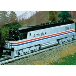 Williams 22405 O Gauge Amtrak FP45 Powered Diesel Locomotive - Model Train Junction: Quality Parts and Art Supplies
