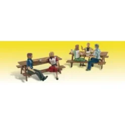 Woodland Scenics A1939 HO Scenic Accents Outdoor Dining Figures (Set of 2) - Model Train Junction: Quality Parts and Art Supplies