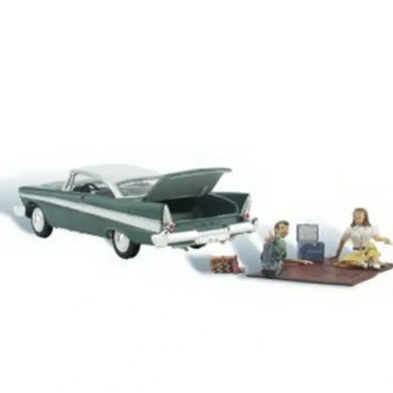 Woodland Scenics AS5552 HO AutoScenes Parked For a Picnic (Pack of 6) - Model Train Junction: Quality Parts and Art Supplies