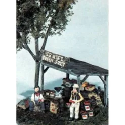 Woodland Scenics M109 HO Mini-Scene Ernie's Fruit Stand Kit - Model Train Junction: Quality Parts and Art Supplies