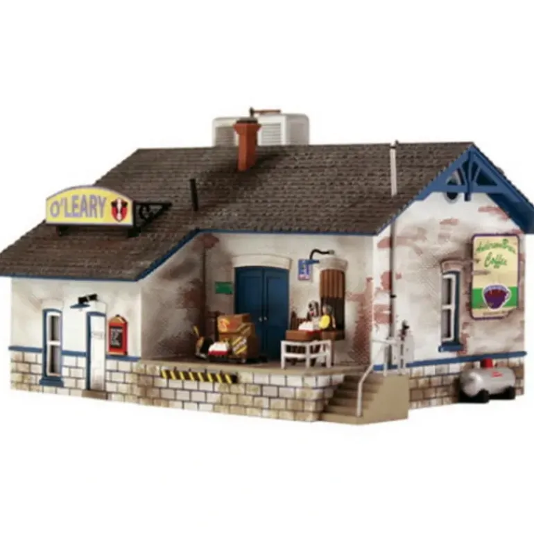 Woodland Scenics PF5185 HO O'Leary Dairy Distribution Pre-Fab Building Kit - Model Train Junction: Quality Parts and Art Supplies
